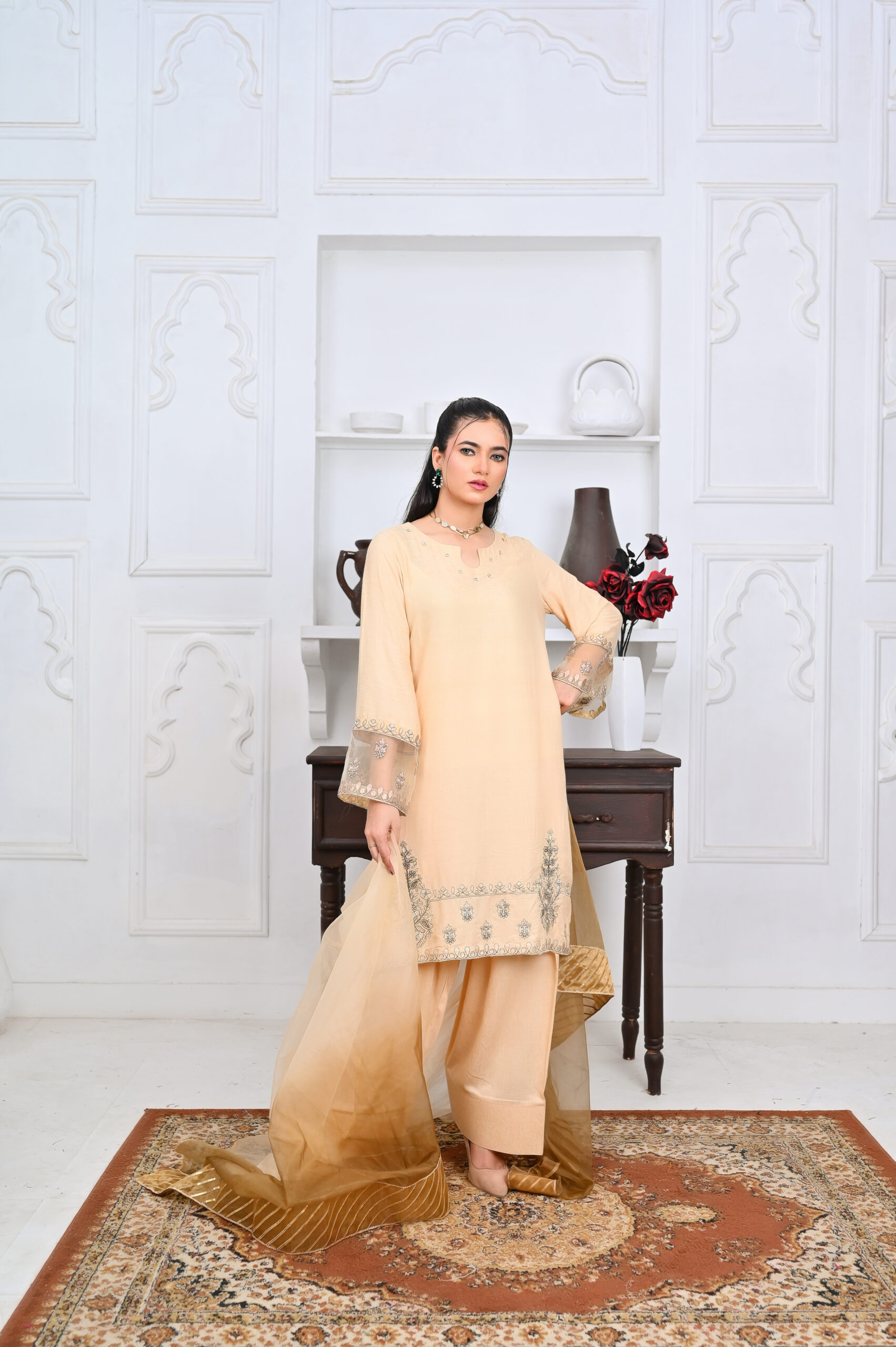 Stunning Beige Jacquard Linen Outfit - Image 5