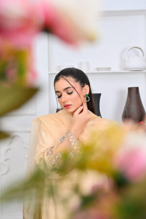 Stunning Beige Jacquard Linen Outfit